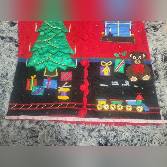 GUC- Vintage Nutcracker Christmas Sweater Vest - Picture 8 of 9